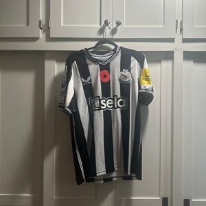 Newcastle United Trippier #2 Men's Jersey